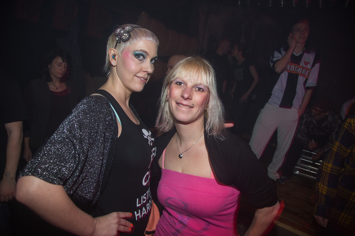 Friedlich feiern - Beagles B-Day // M-Bia // 06.02.2015