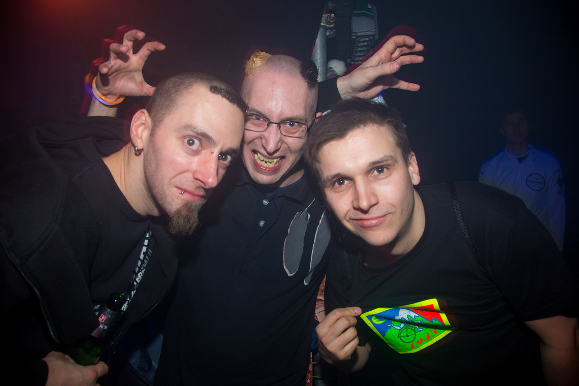 Friedlich feiern - Beagles B-Day // M-Bia // 06.02.2015