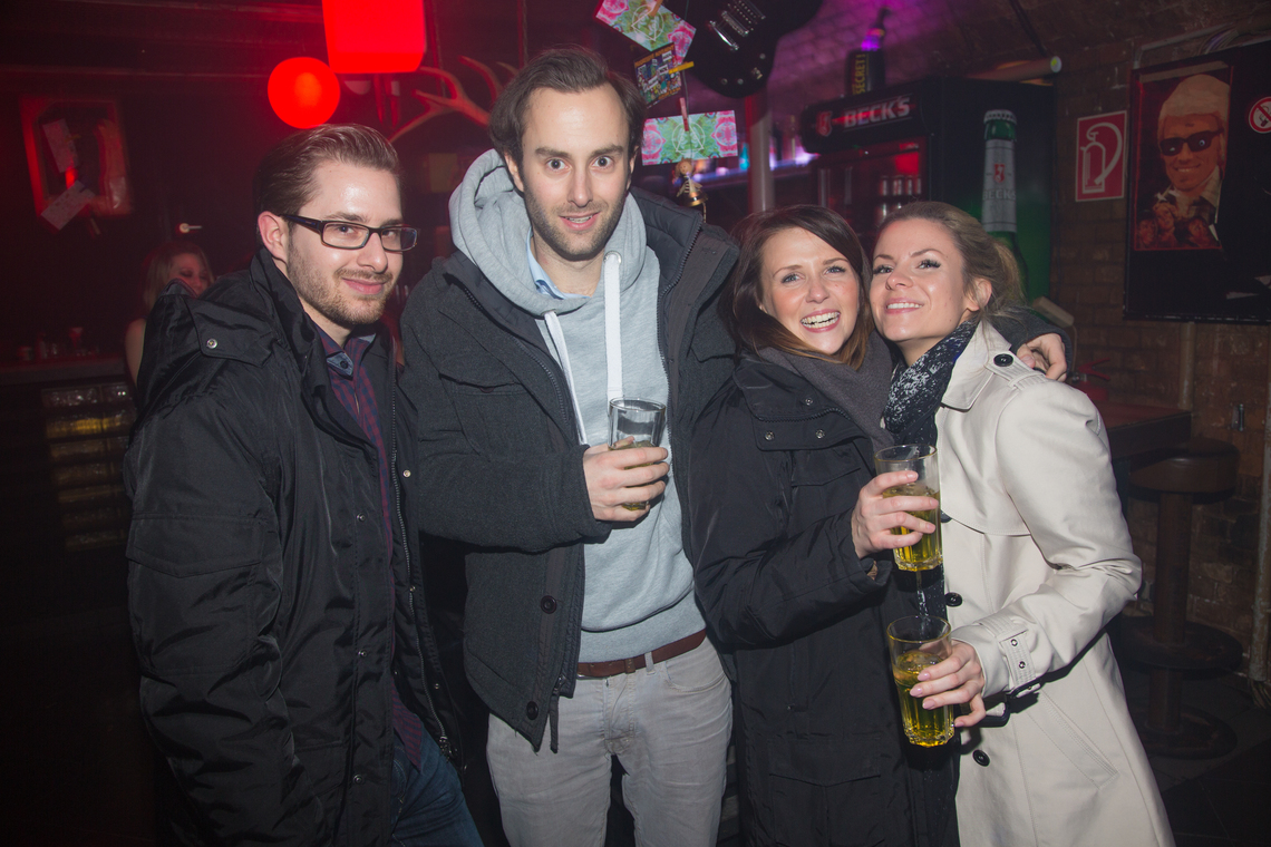 Friedlich feiern - Beagles B-Day // M-Bia // 06.02.2015