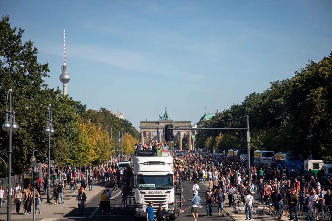 Love World Peace Parade 2019