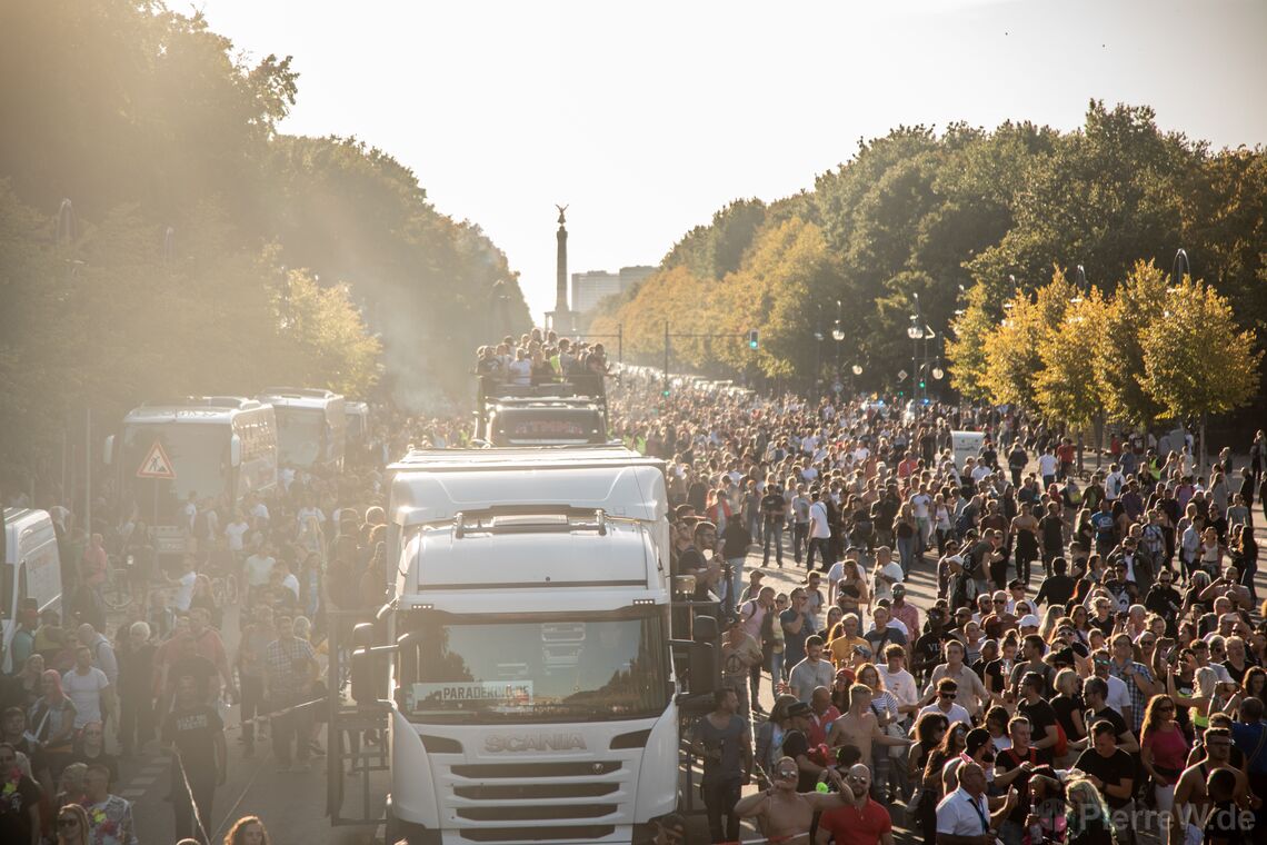 Love World Peace Parade 2019