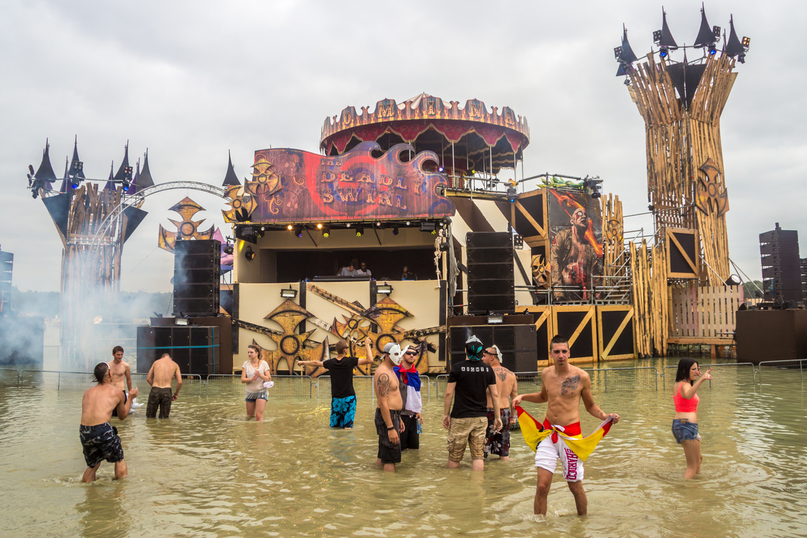 Dominator 2013 - Carnival of Doom