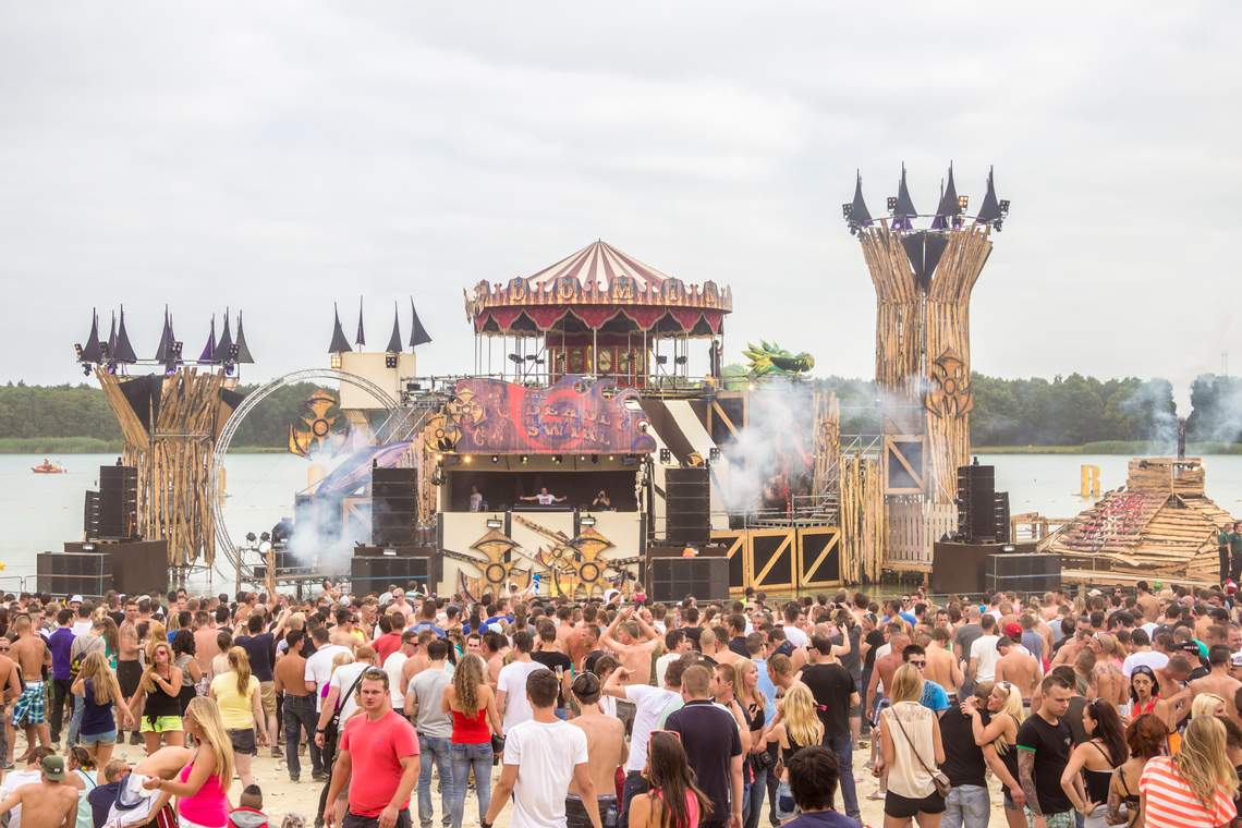 Dominator 2013 - Carnival of Doom