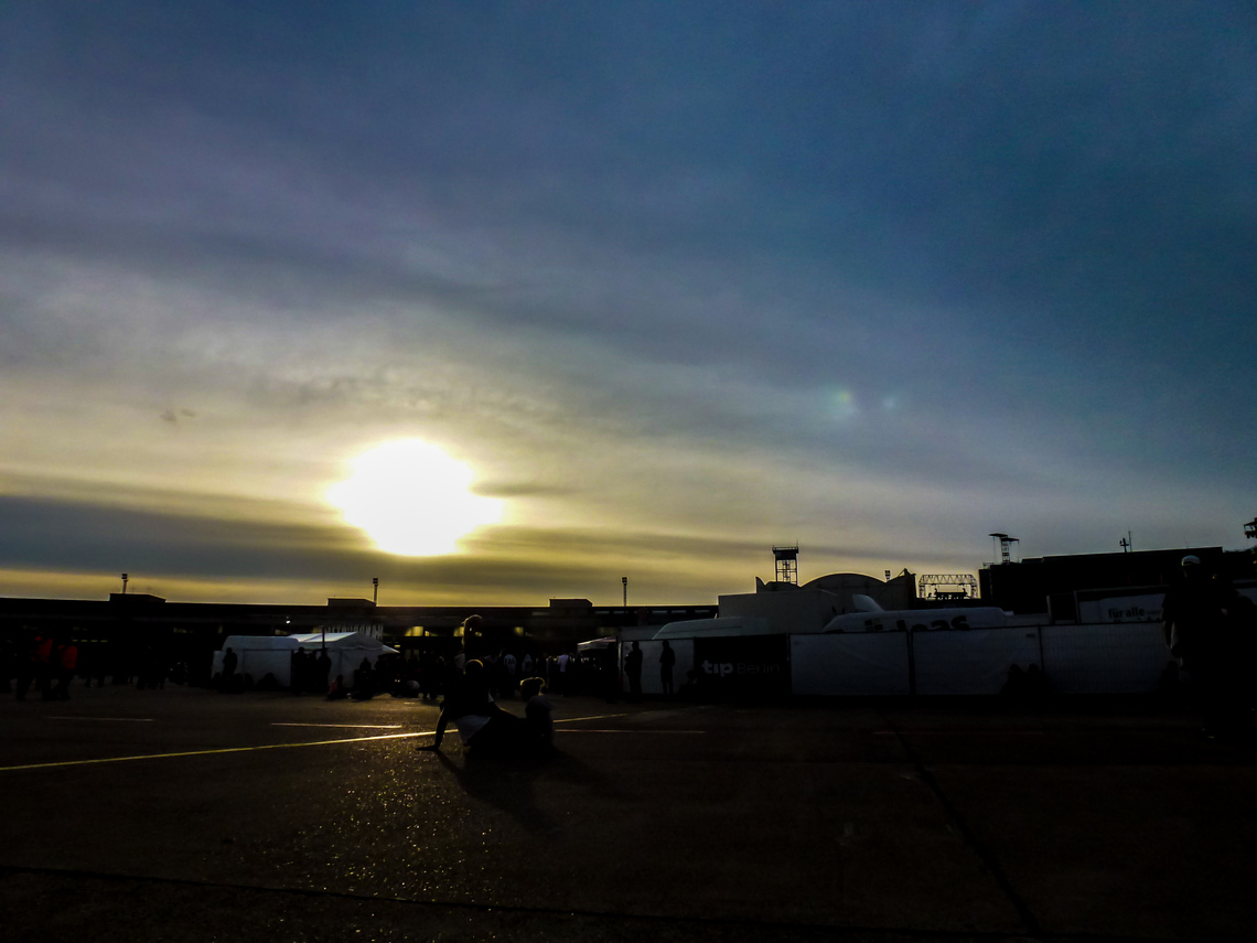 Sonnenuntergang in Tempelhof